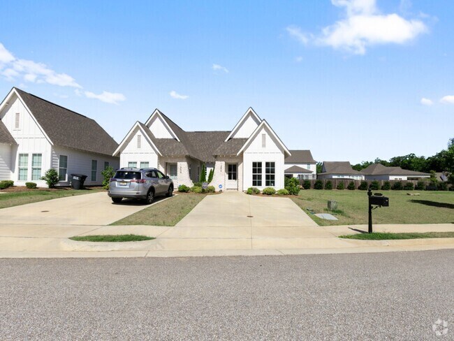 Building Photo - 1255 Burrow Cir Rental