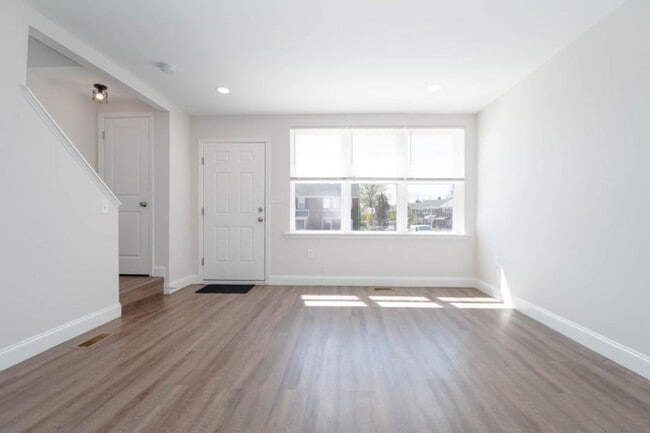 Photo - 806 Benninghaus Rd