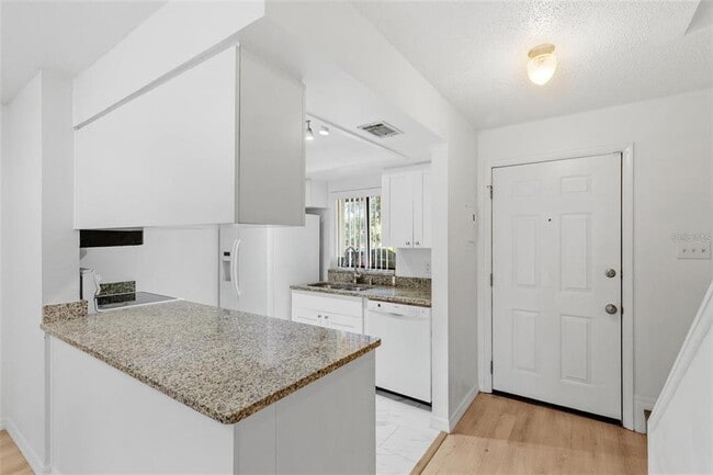 Photo - 3920 Cedar Limb Ct