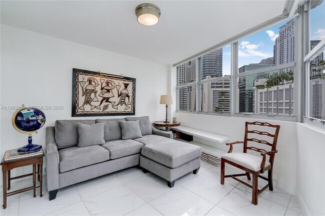 Photo - 825 Brickell Bay Dr Unit 850