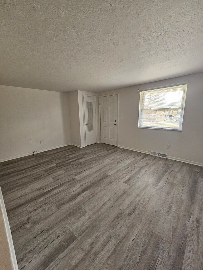 Photo - 189 Park Ave Unit Apt 6