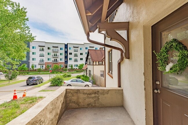 Photo - 3 Bedroom/1 Bath Townhouse - Kingsport, TN