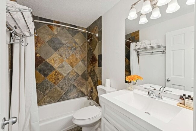 Photo - 1509 Park Ave Unit # 409