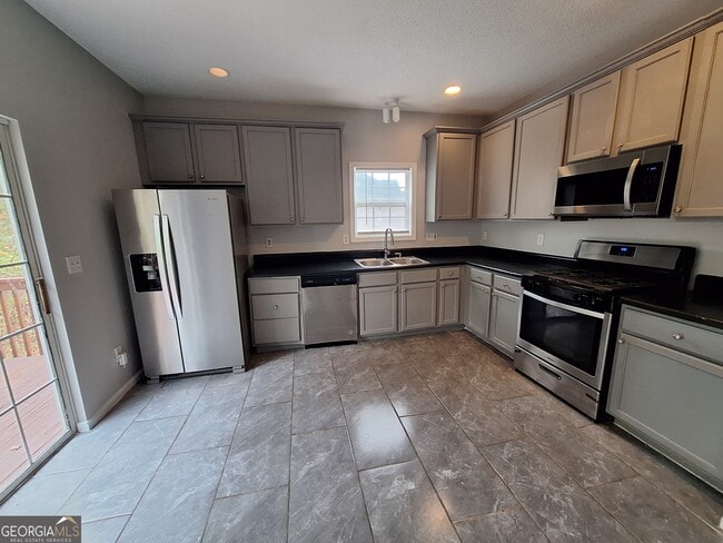 Photo - 5633 Rutland Dr SW