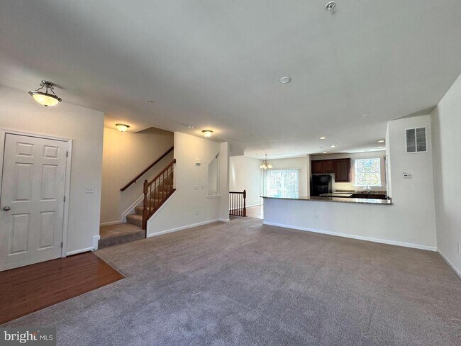 Photo - 3635 Glouster Dr