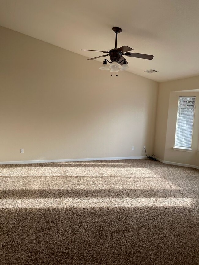 Photo - 4 BED 2 BATH LOCATED IN THE RAVENWOOD SUBDIVISION