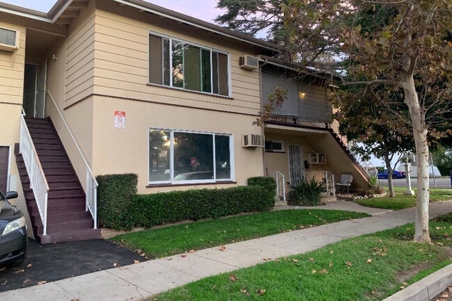 Photo - 14225 Riverside Dr Unidad 5