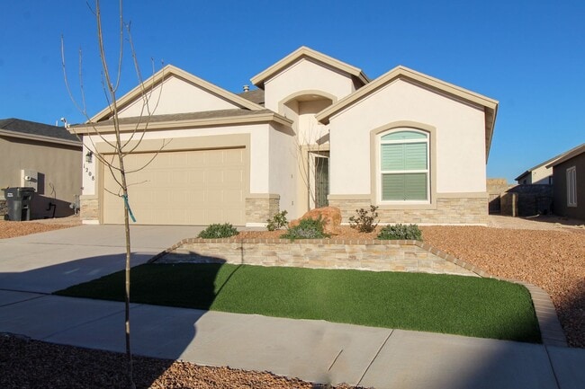 Building Photo - 1208 Golden Summer Pl