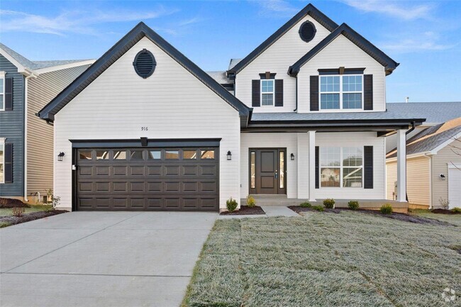 Building Photo - 916 Little Fieldstone Court Rental