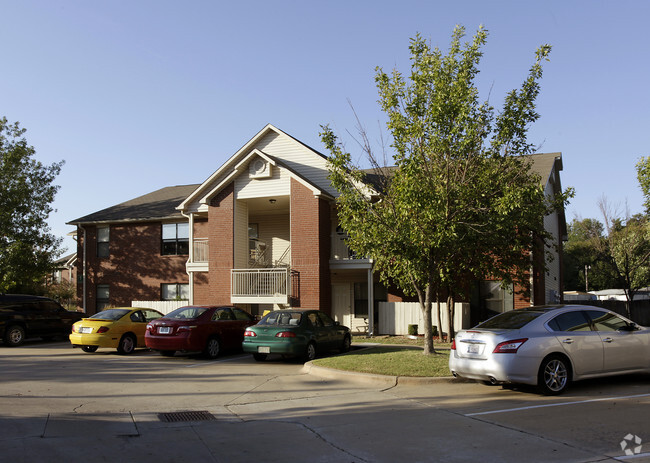 Chapel Ridge of Fort Smith - Chapel Ridge of Fort Smith Apartments