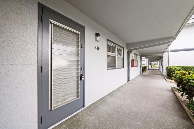 Photo - 488 Brittany K Unit 488