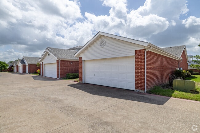 Residences at Bear Creek