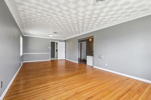 Photo - 711 Bizerte Ave