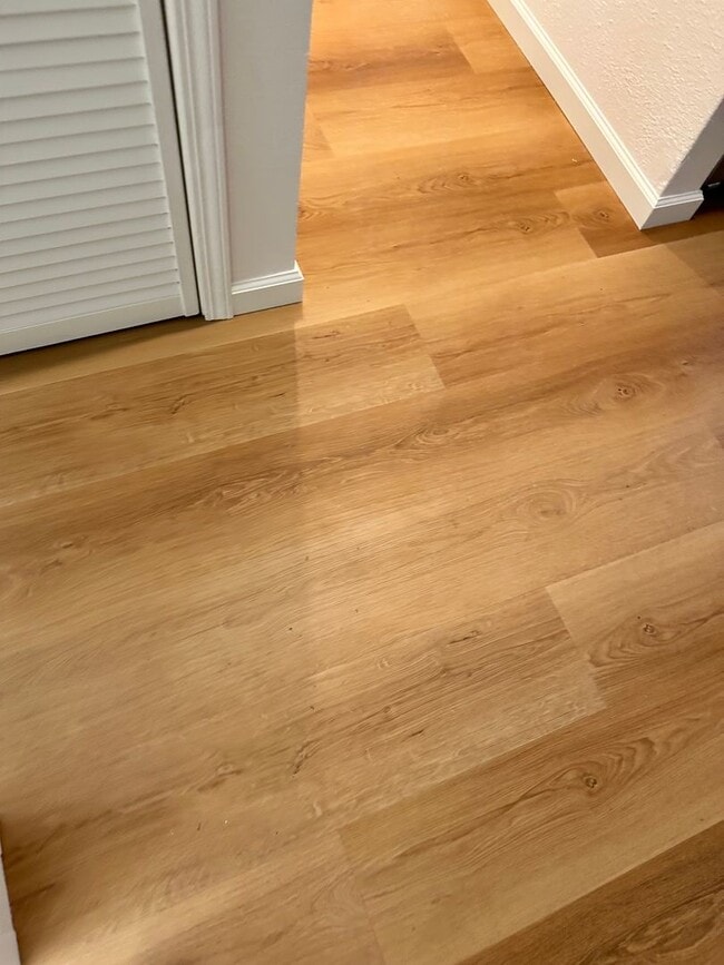 Photo - Blades Market Unit #5310