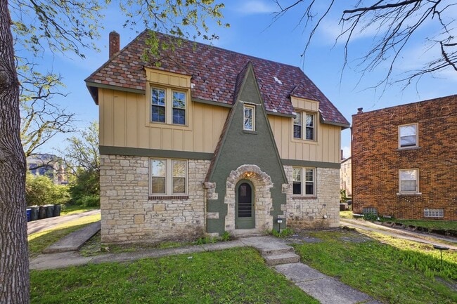 Photo - 25 W Tulane Rd