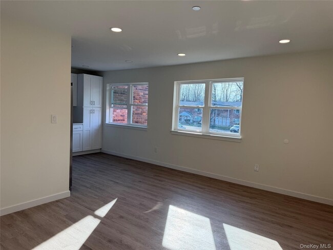 Photo - 5 Colonial Dr Unit 6