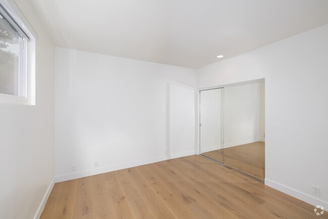 2BR, 2BA - 1,250SF - Second Bedroom