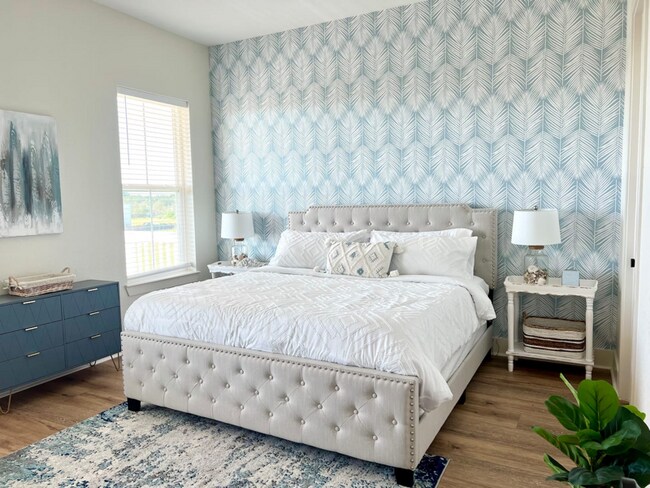 Photo - 2423 103rd St