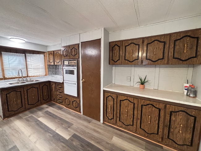 Photo - 7115 Timber Ridge Center