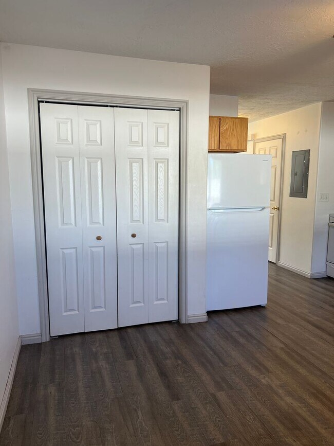 Photo - 2 bed 1.5 bath unit in the Meadows