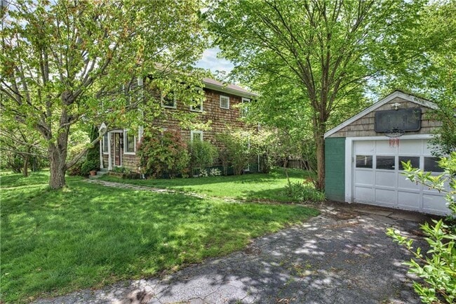 Photo - 127 Foote St