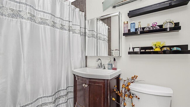 Photo - 400 E Randolph St Unit 2324