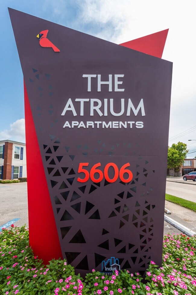 The Atrium At 5606