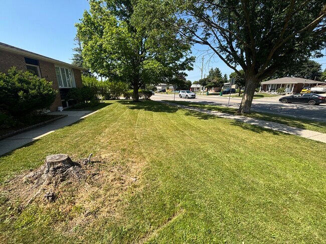 Building Photo - 518 Strasburg Rd