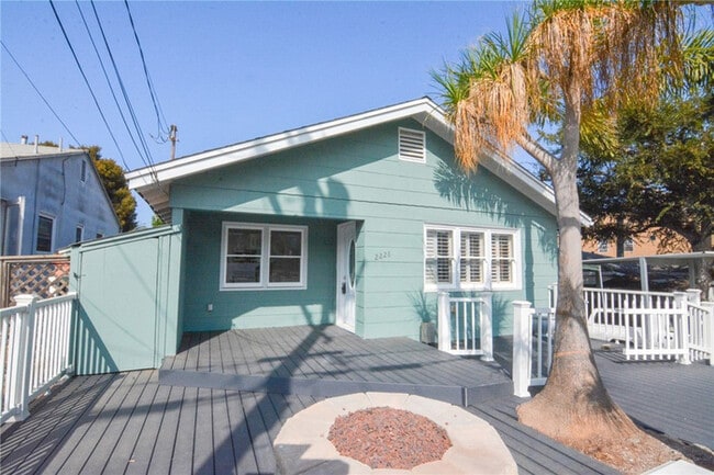 Building Photo - Updated Coastal Home with Studio Unit & Solar in Ocean Beach