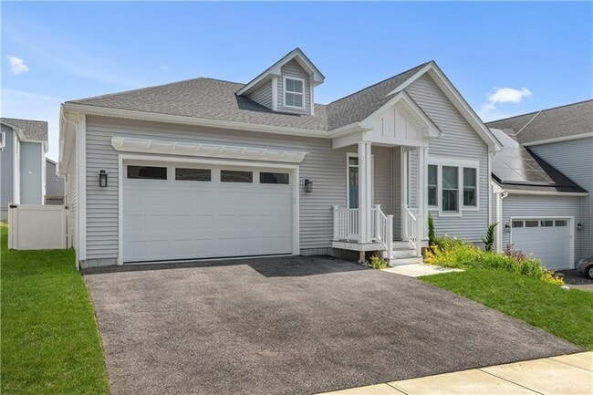 Building Photo - 231 Seawynds Dr