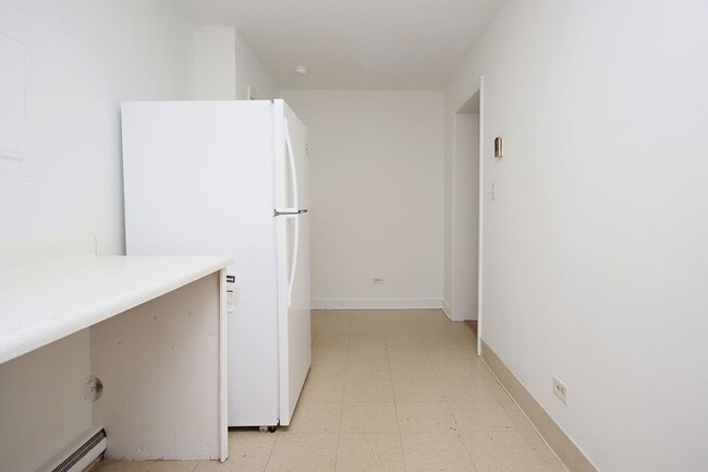 Photo - Student-Friendly Apartment Near Data School of Science Unit Ivy Rd 2114 #13