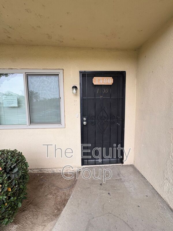 Photo - 1400 W Elowin Ave