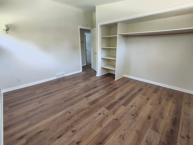 Photo - 1901 Montague St Unit 1