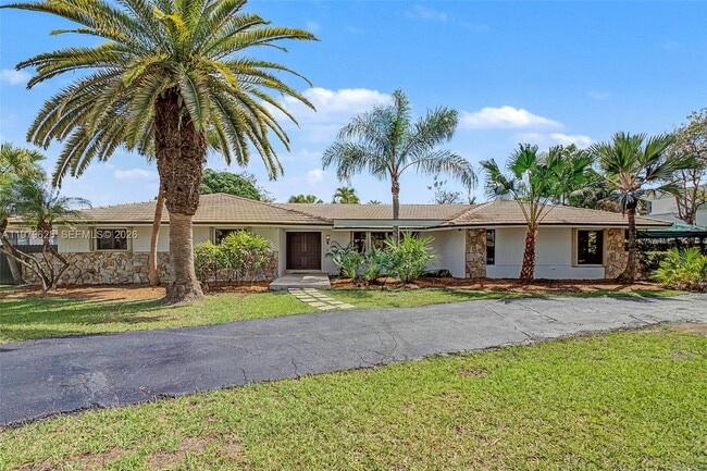 Photo - 13621 SW 103rd Ave