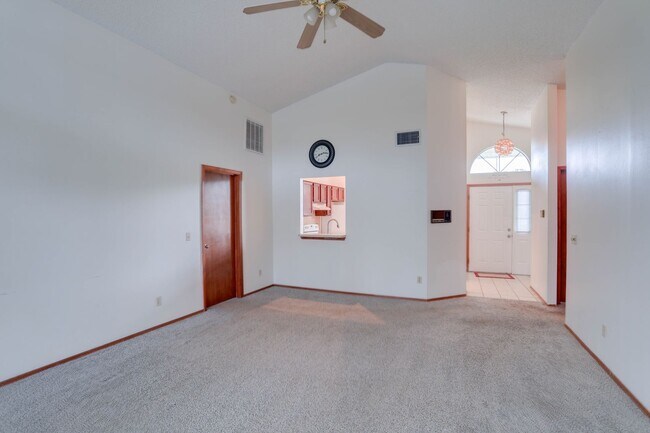 Photo - 10038 Little Teak St