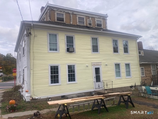 Photo - 1365 Main St Unidad 1