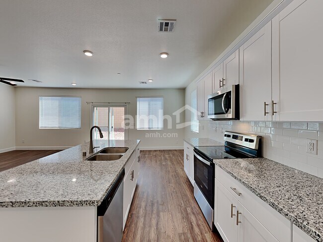 75 Foxridge Swings Ln