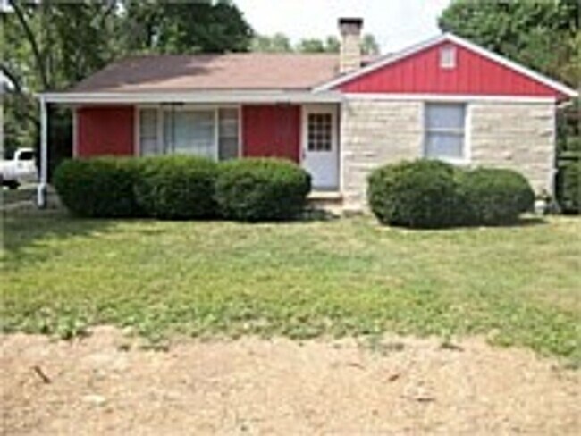 2202 N Fritz Dr