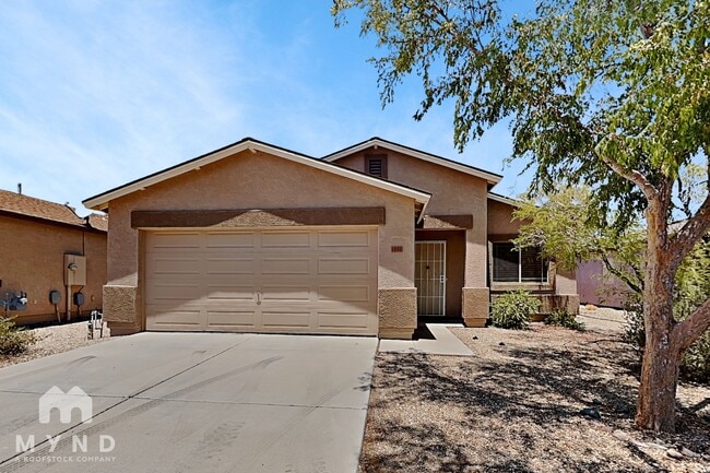 Building Photo - 1886 E Cowboy Cove Trail