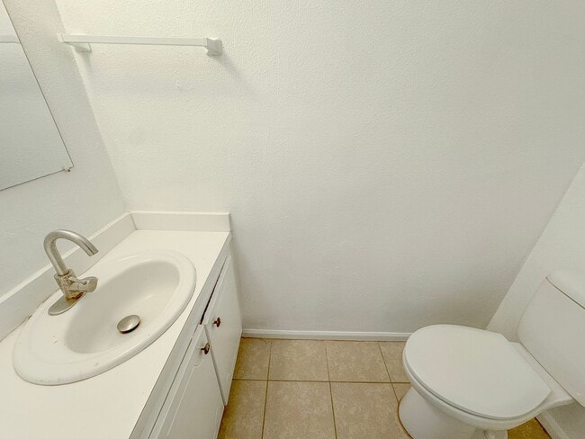 Photo - Myrtle Beach - 2 Bedroom / 1.5 Bathroom Townhome