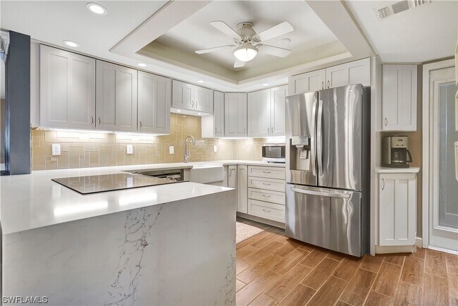 3951 Gulf Shore Blvd N  