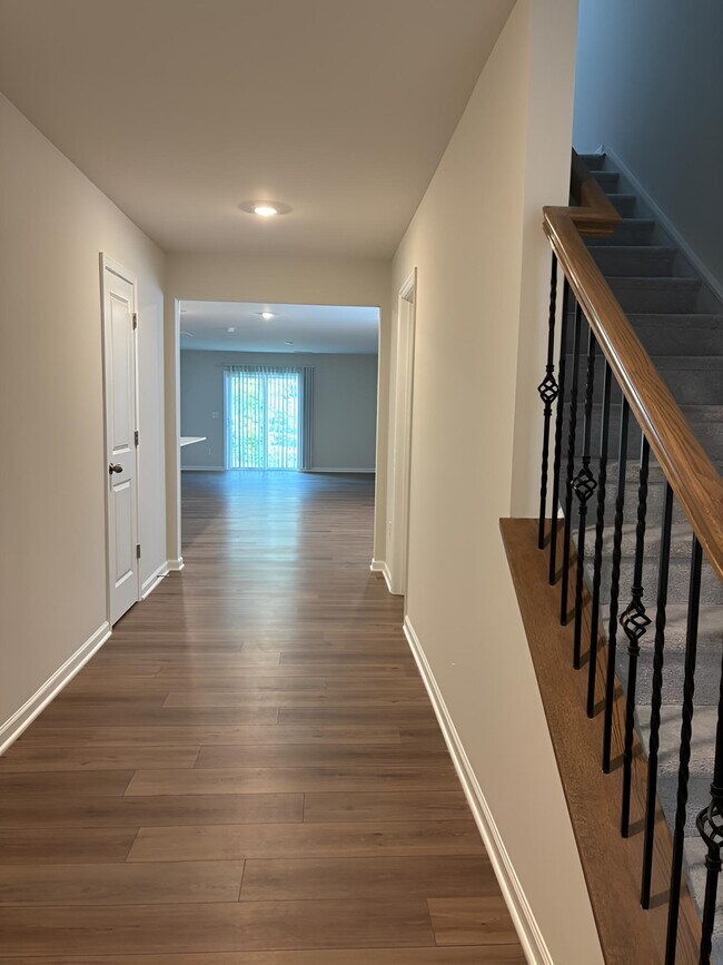 Photo - 10155 Chatham Run Ln