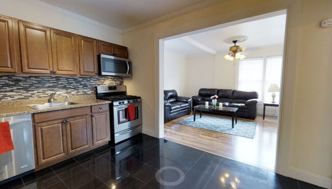 Photo - 229 Ashworth Pl