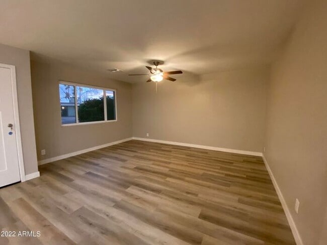 Photo - 1814 E Randall Dr