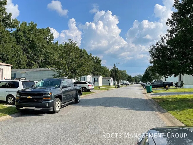 Photo - 387 Webster Rd Unit 82