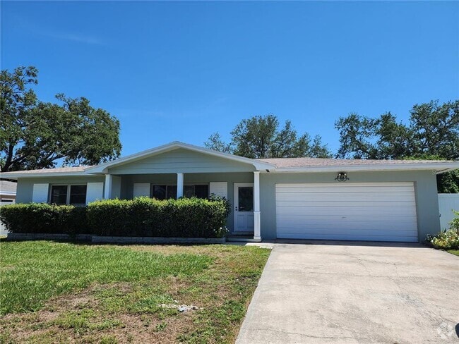 Building Photo - 2347 Eastwood Dr Rental
