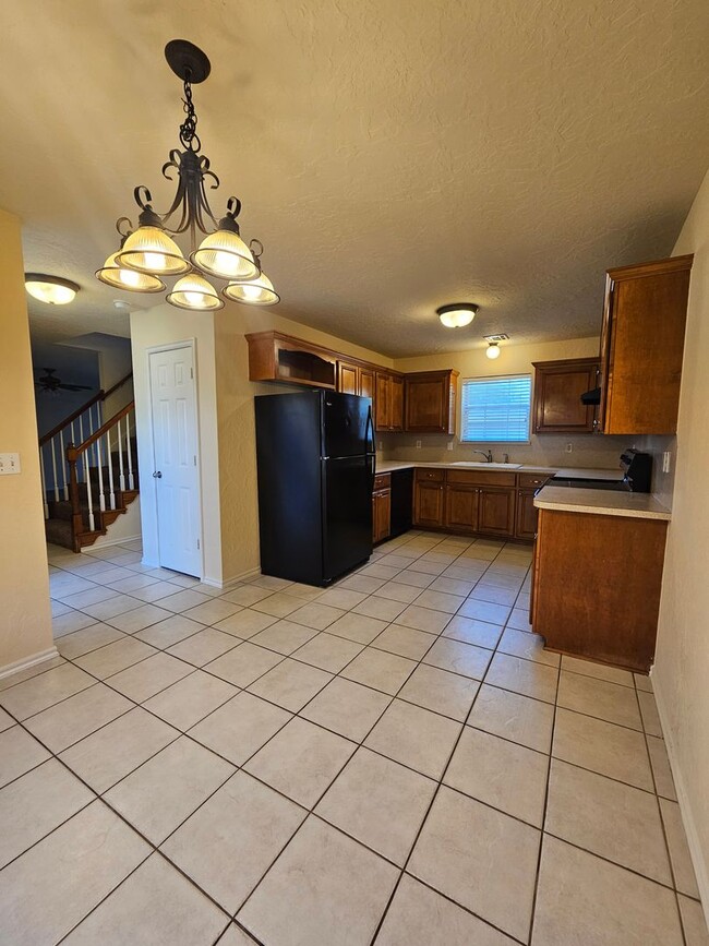 867 Rambling Oaks Dr