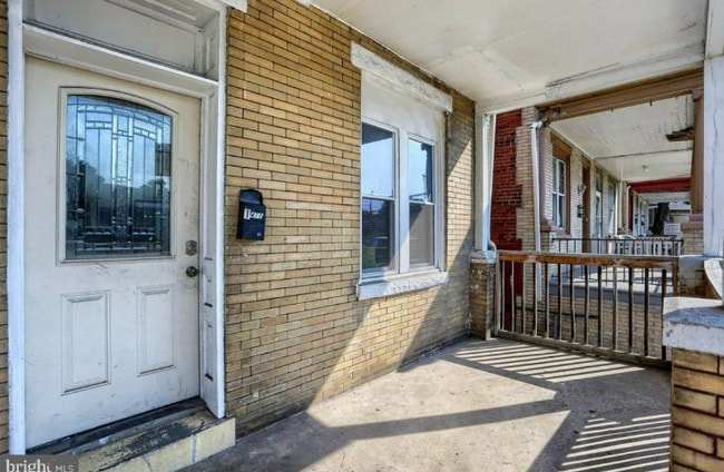 Building Photo - 1418 State St Rental