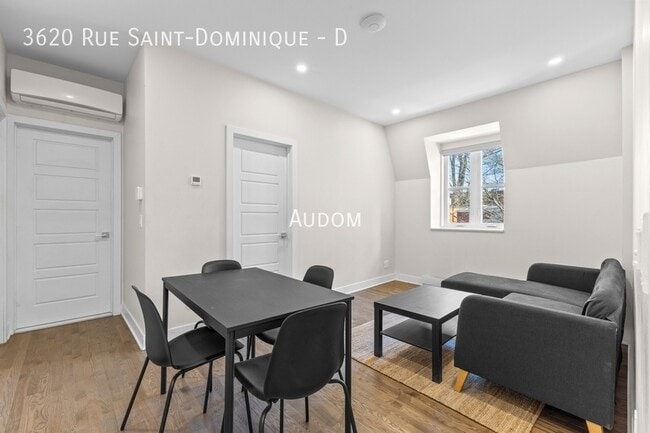 Photo - 3620 Rue Saint-Dominique Unit D
