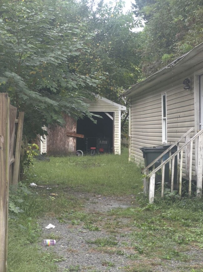 Photo - 657 2nd Ave